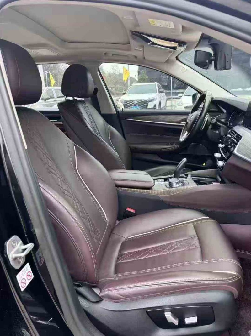 岳阳18年宝马5系4