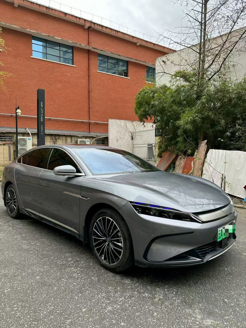 成都24年比亚迪汉3