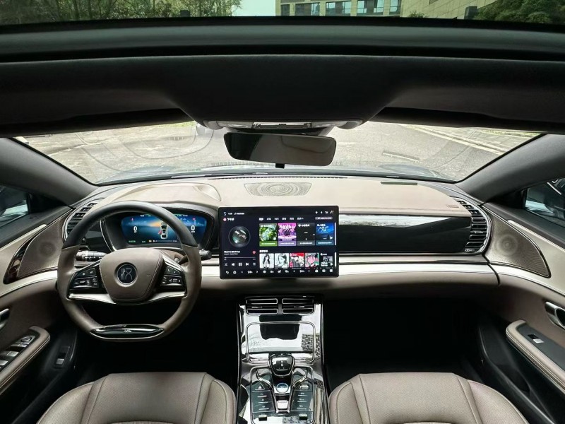 成都24年比亚迪汉5