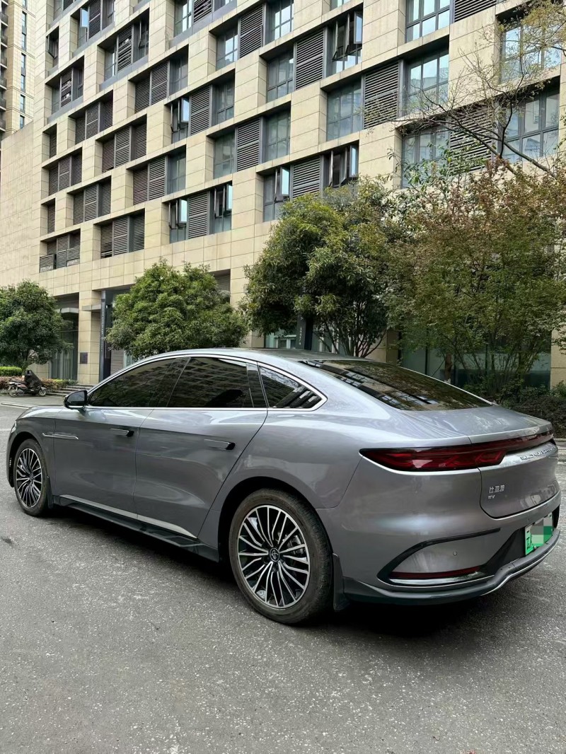 成都24年比亚迪汉7