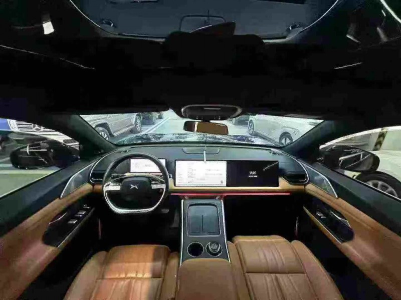 广州24年小鹏汽车G95