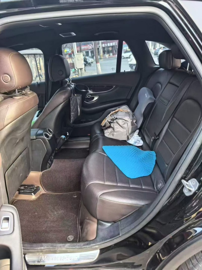 济源19年奔驰GLC5