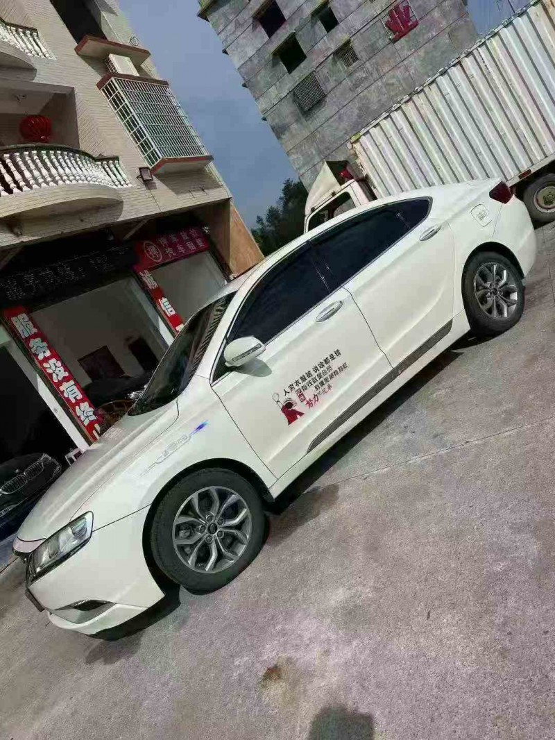 常德16年吉利博瑞2