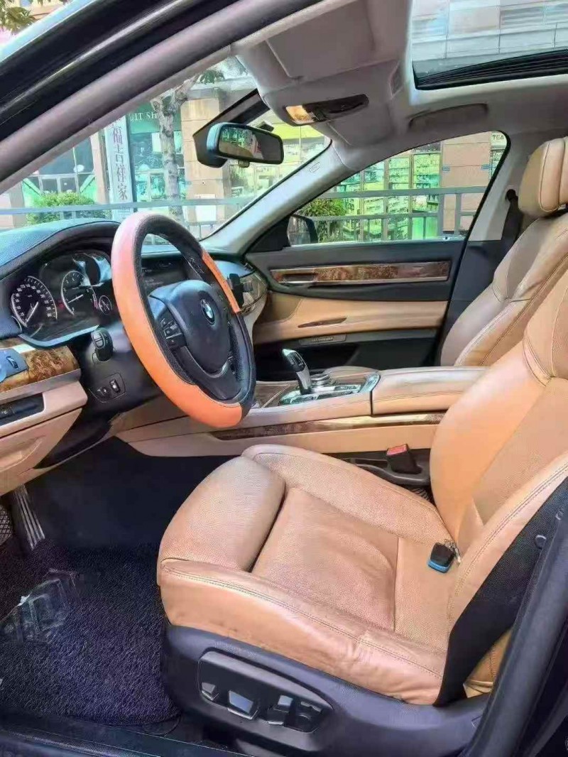 广州13年宝马7系6