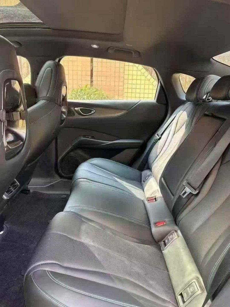 广州25年比亚迪海豹4
