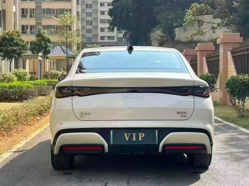 广州25年比亚迪海豹9