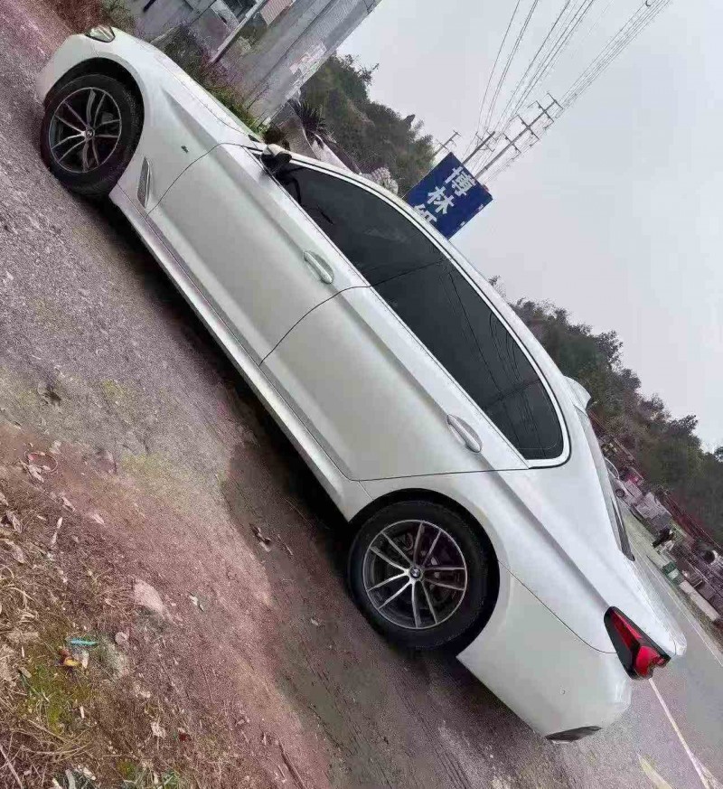 张家界22年宝马5系7