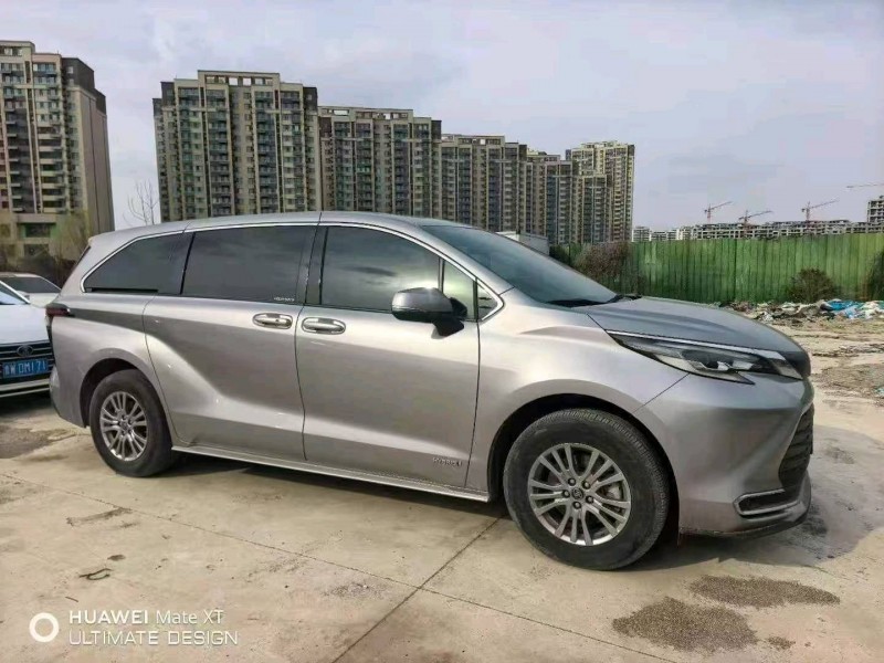 潍坊24年丰田塞纳2