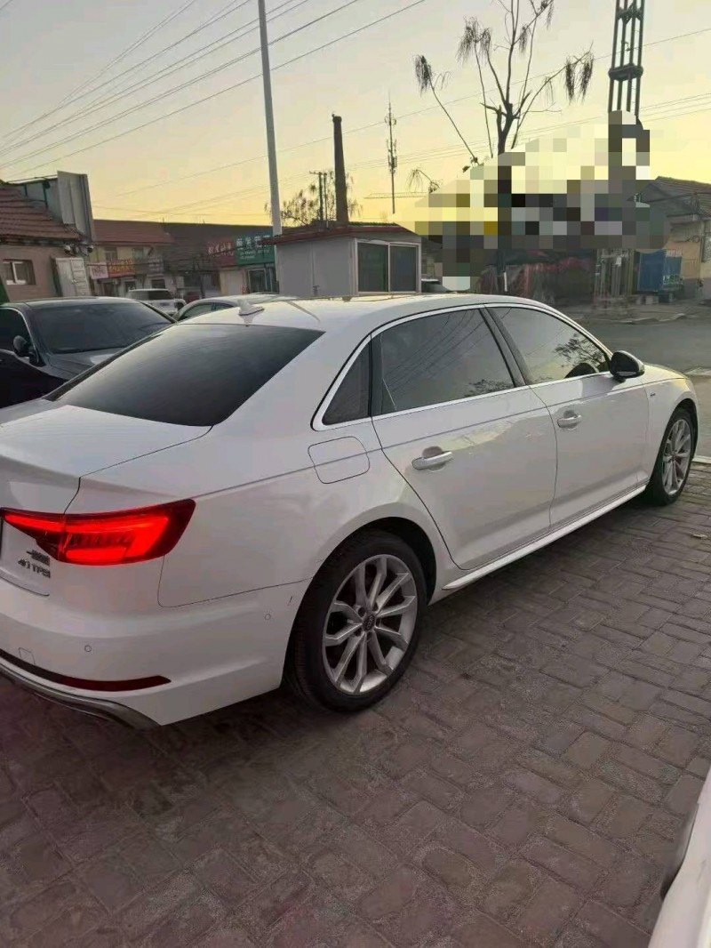 潍坊19年奥迪A4L2