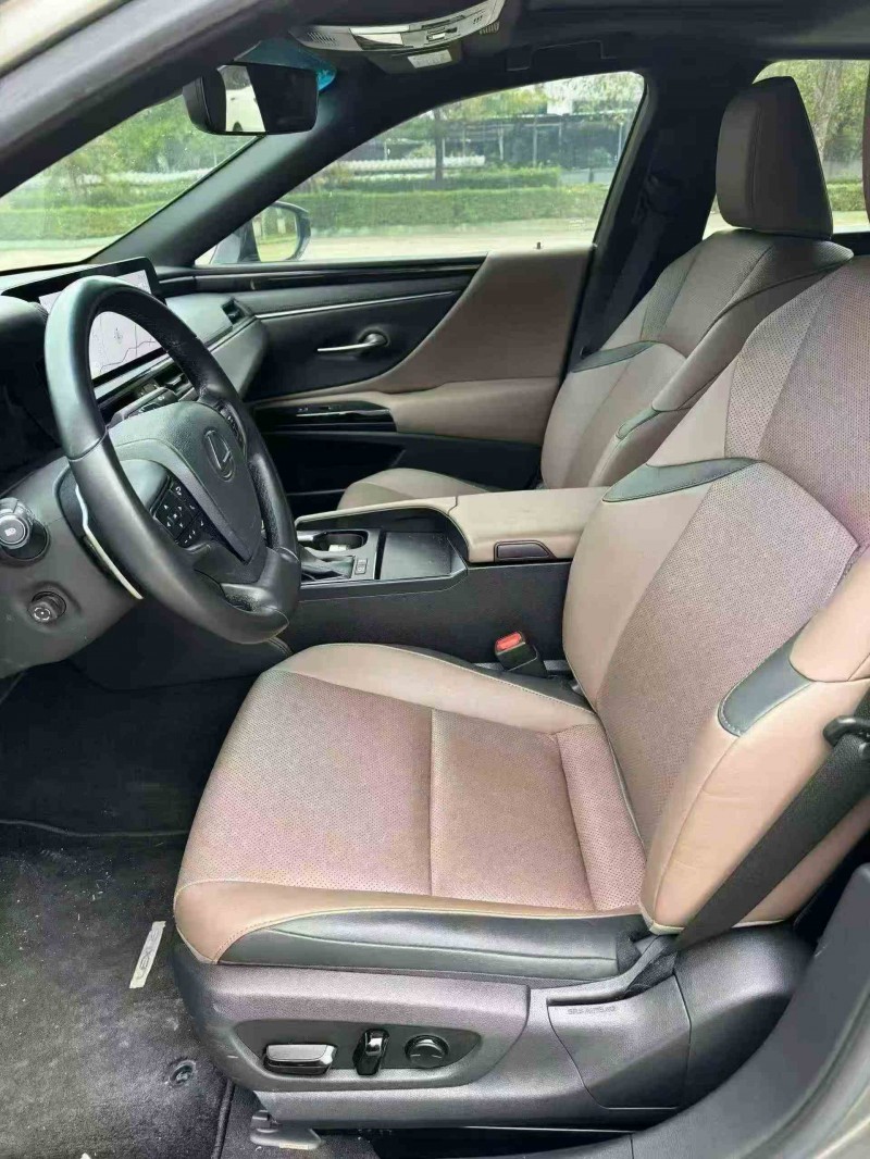 北海22年雷克萨斯ES5