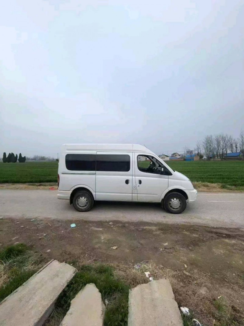 东营22年大通V805