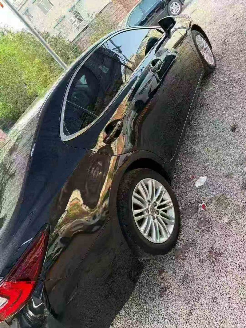 梧州16年雷克萨斯ES8