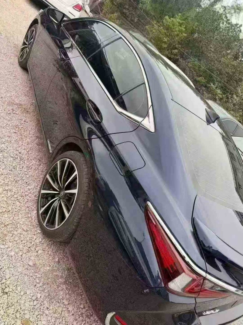 梧州21年雷克萨斯ES3