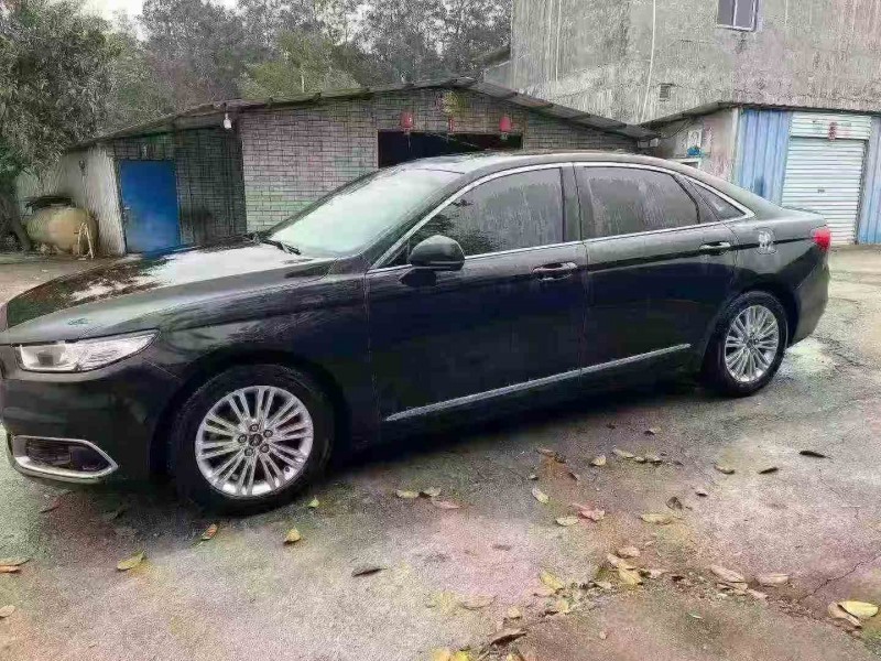 防城港18年福特金牛座3