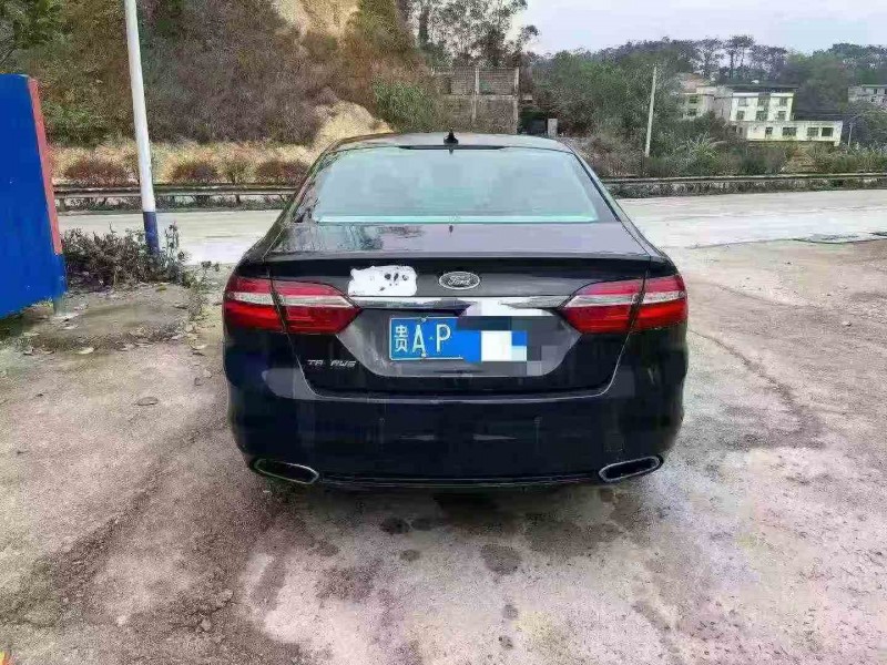 防城港18年福特金牛座9