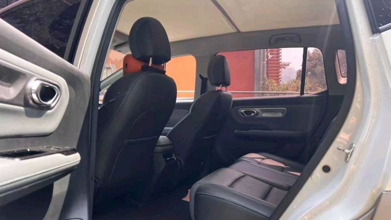 嘉興23年傳祺埃安Y8