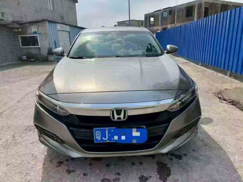 梧州18年本田雅阁1