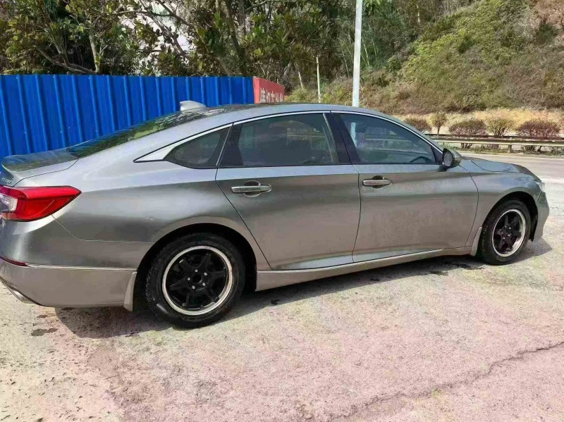 梧州18年本田雅阁7