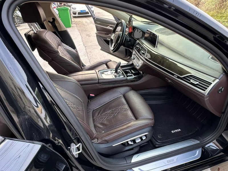 徐州17年宝马7系7