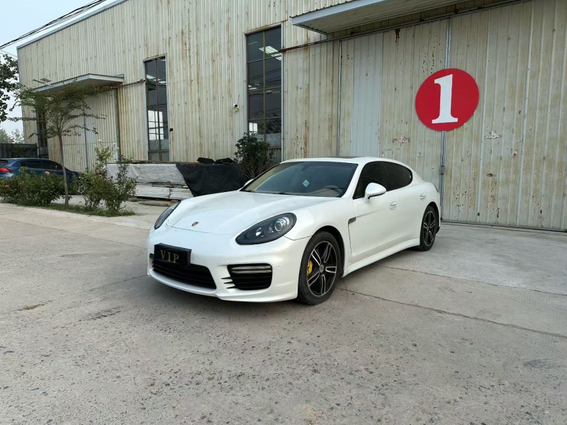 徐州11年保时捷帕拉梅拉2