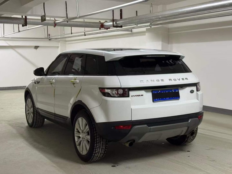 許昌15年路虎極光8