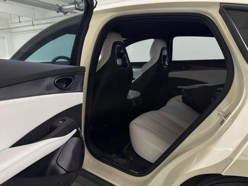 許昌25年比亞迪海豹5