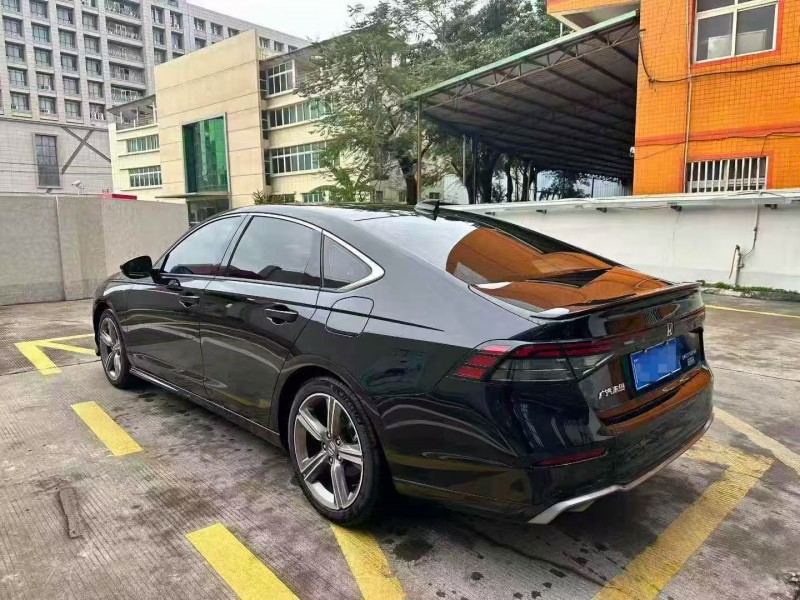 厦门24年本田雅阁3