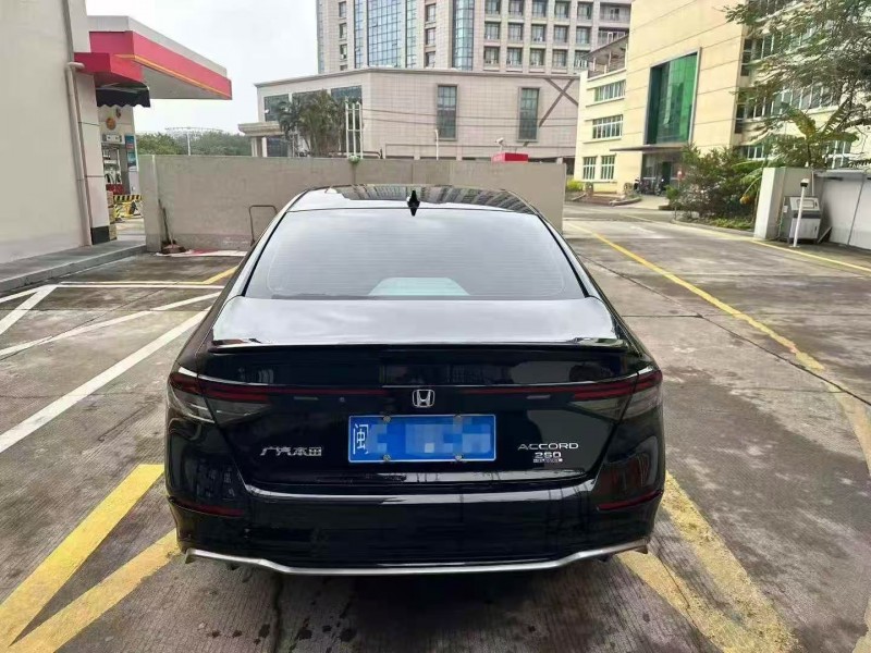 厦门24年本田雅阁6