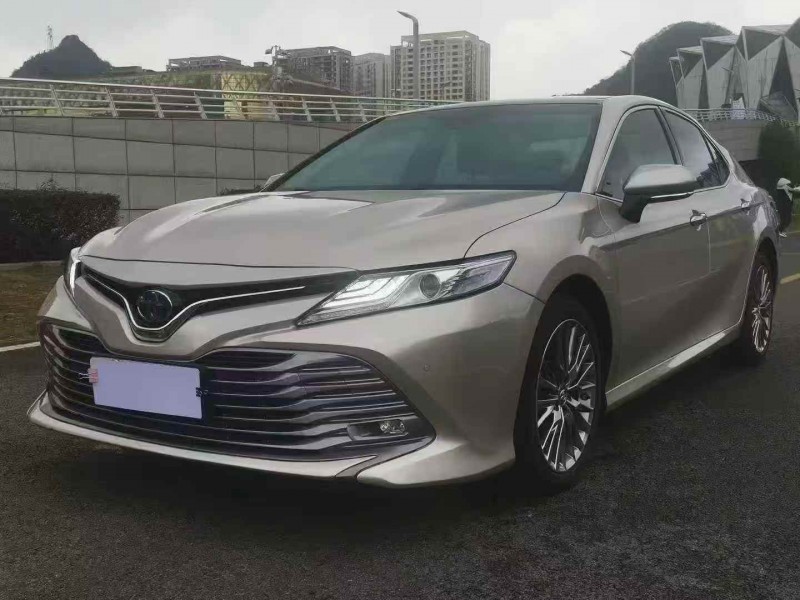 贵阳20年丰田凯美瑞3