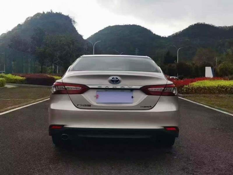 贵阳20年丰田凯美瑞8