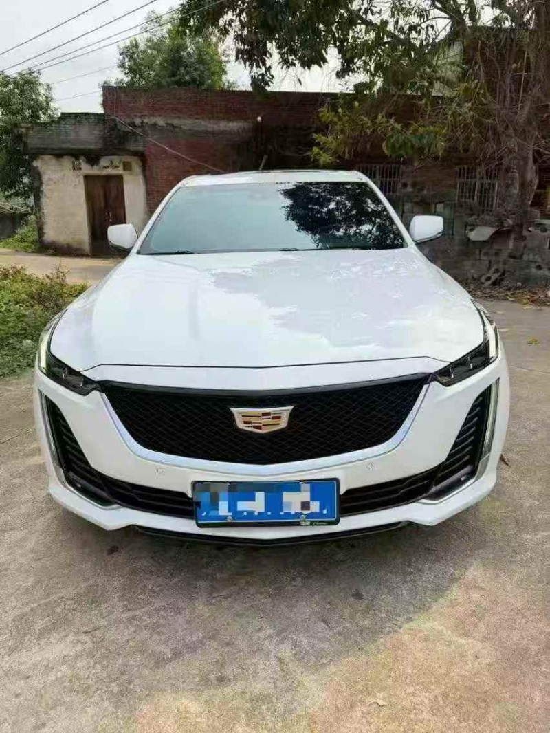 岳阳20年凯迪拉克CT51
