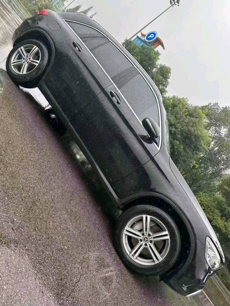 德阳21年奔驰GLC3