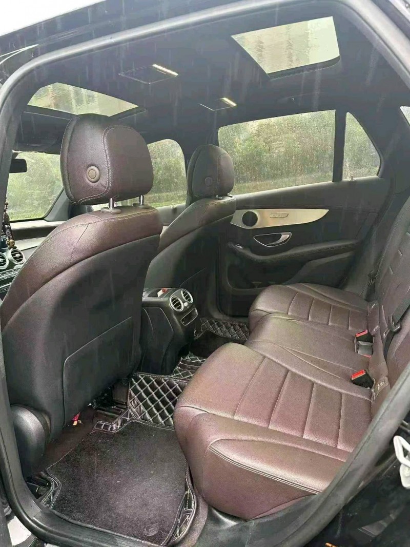 德阳21年奔驰GLC7