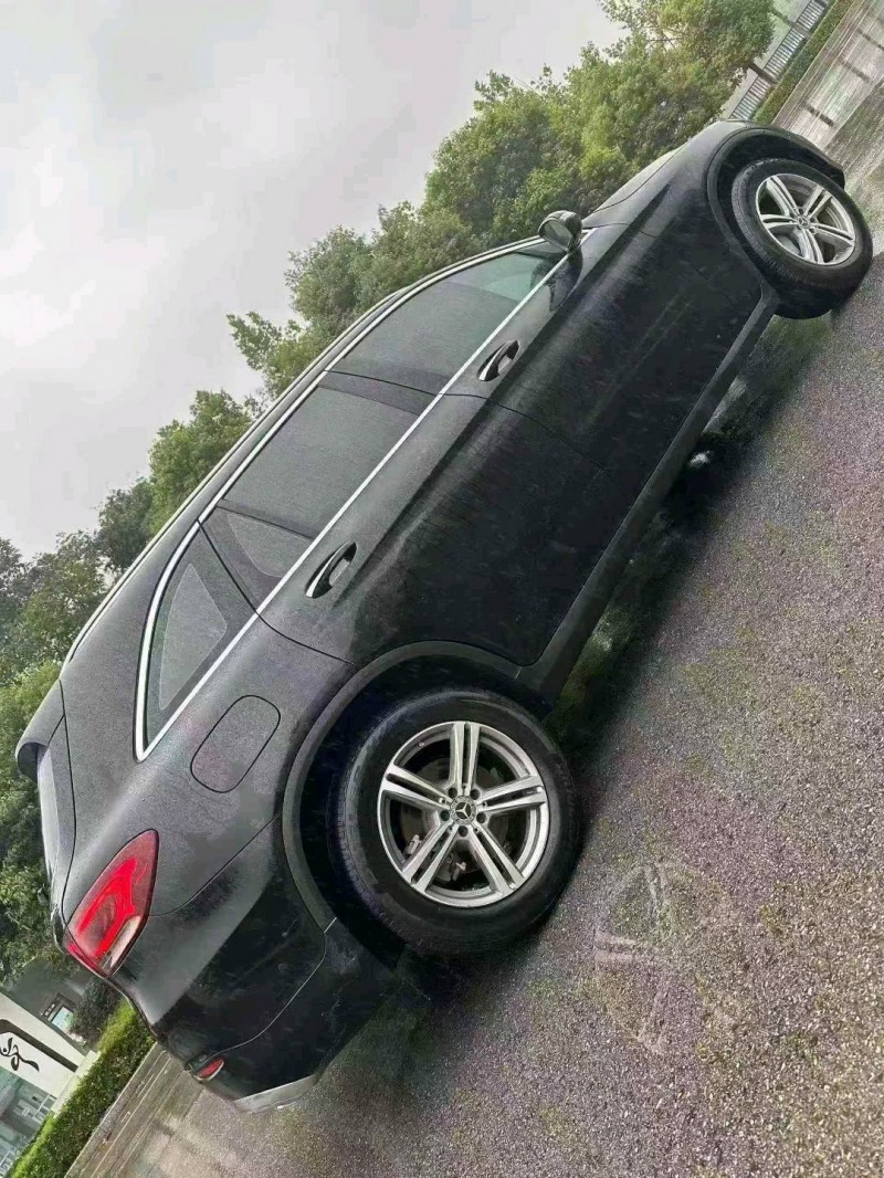 德阳21年奔驰GLC9