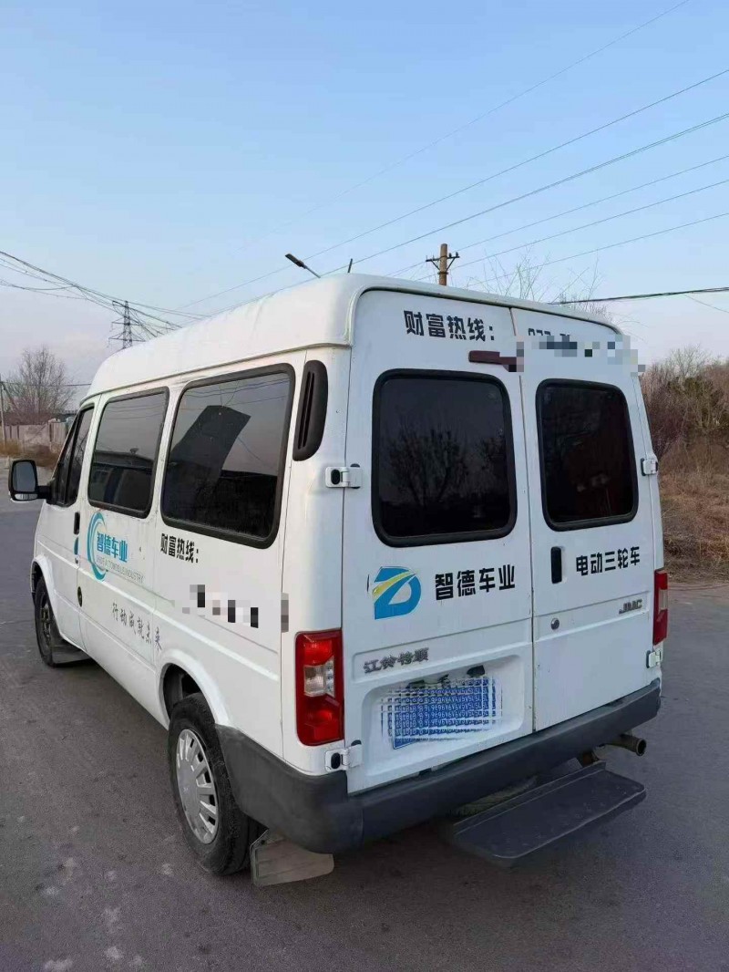 济宁19年江铃特顺8