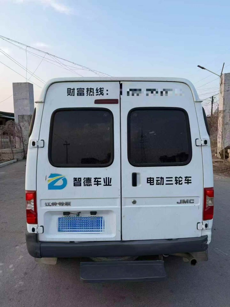 济宁19年江铃特顺9