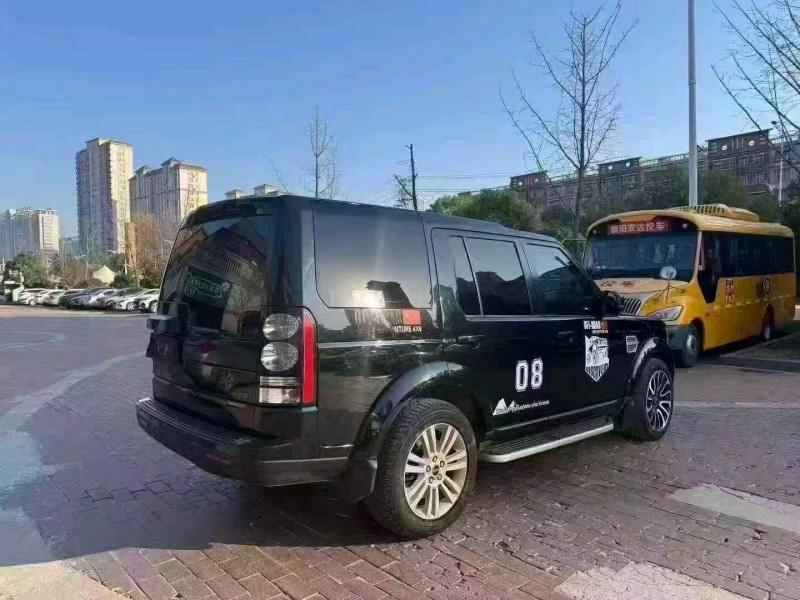 襄阳15年路虎发现9