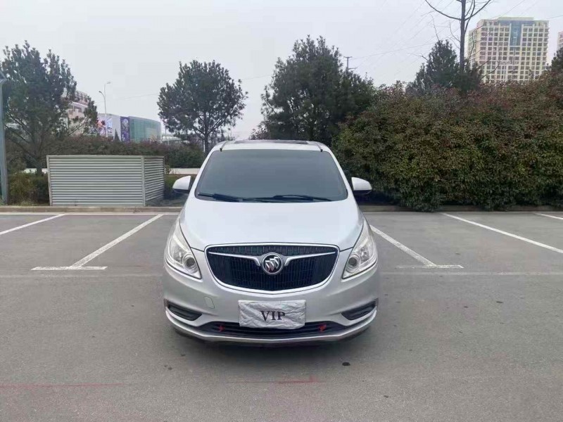 金华17年别克GL81