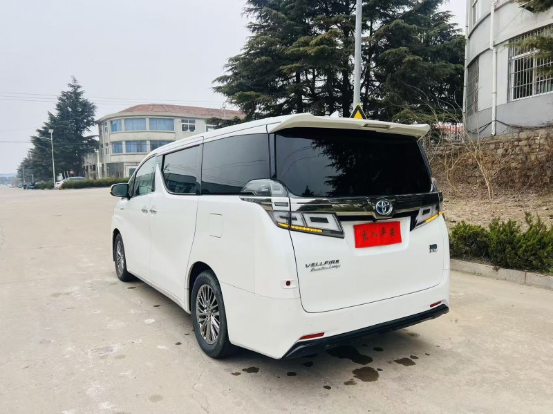 烟台21年丰田威尔法8