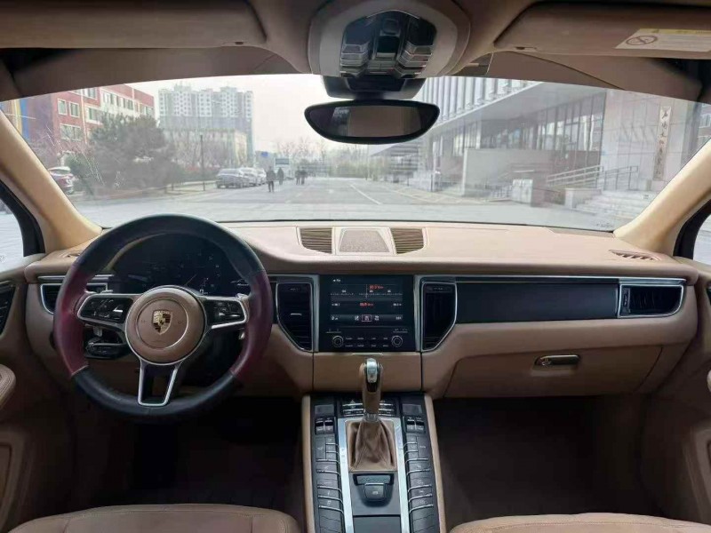 枣庄16年保时捷Macan4