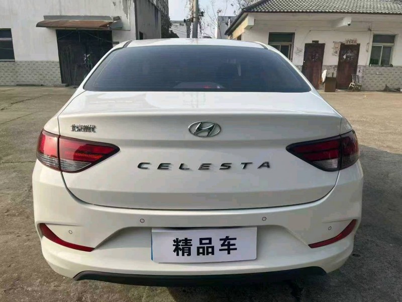 襄陽22年現代悅動6