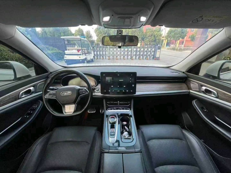 襄陽23年創維EV68