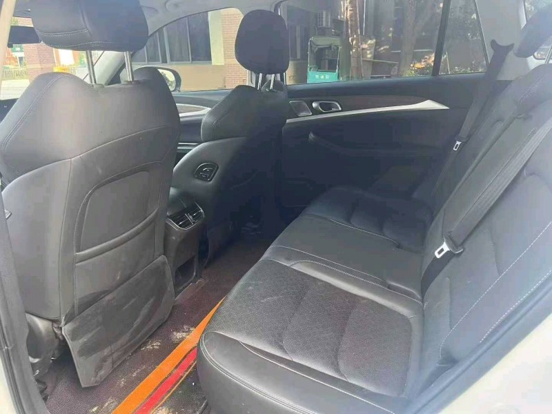 襄陽23年創維EV69