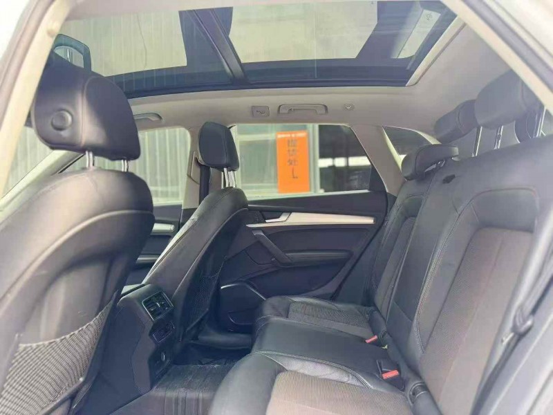 咸陽19年奧迪Q56