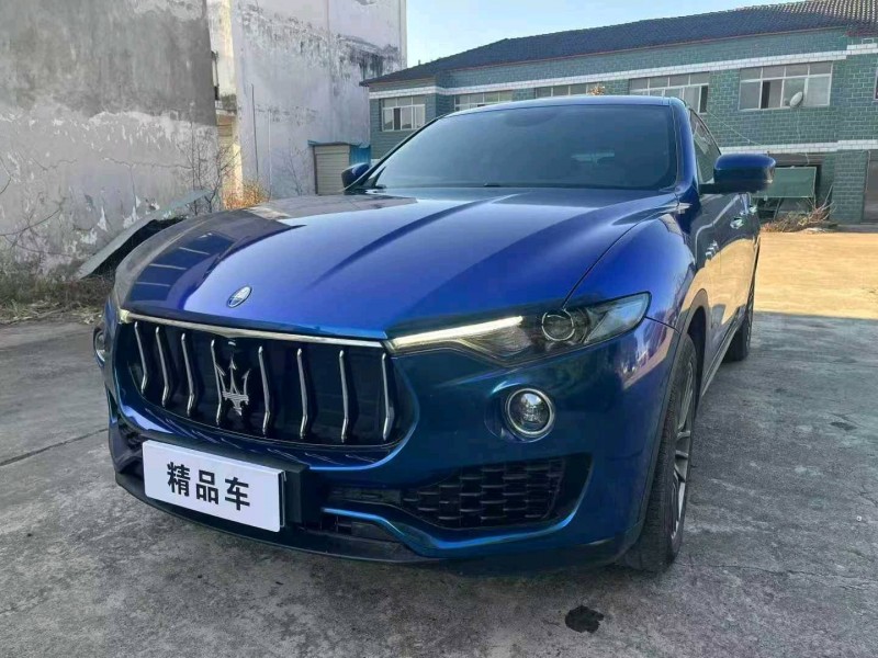 襄阳18年玛莎拉蒂Levante3