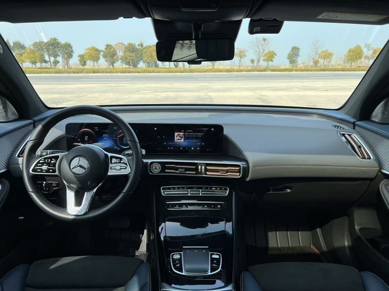 鹽城21年奔馳EQC7