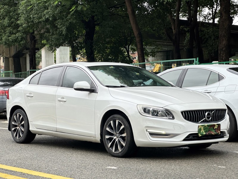 東莞20年沃爾沃S60L2