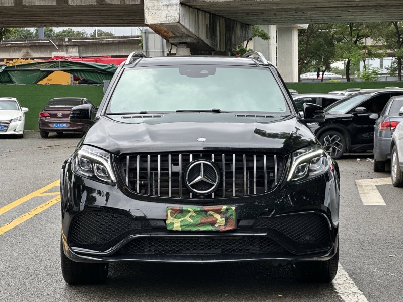 東莞17年奔馳GLS1