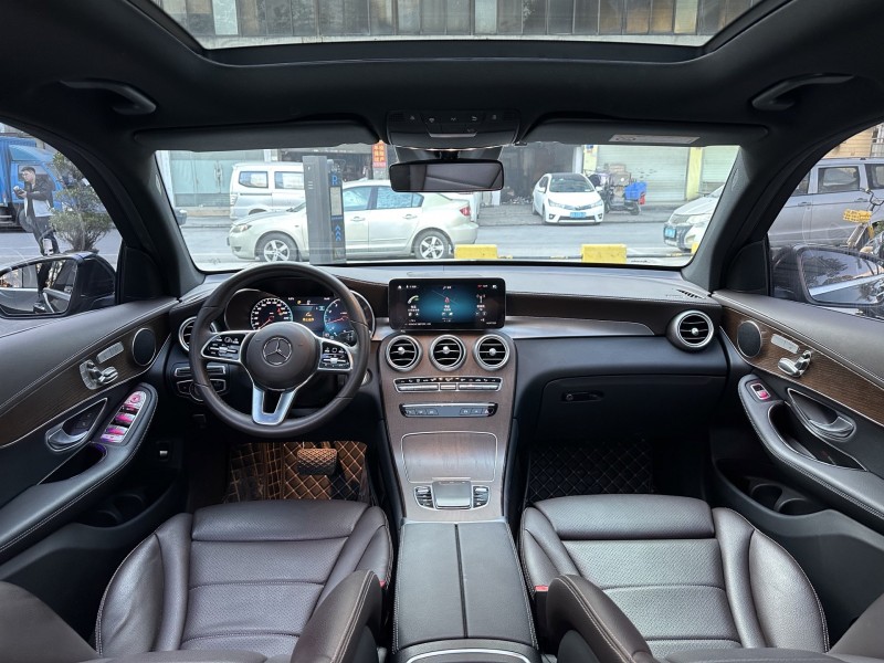 東莞22年奔馳GLC4