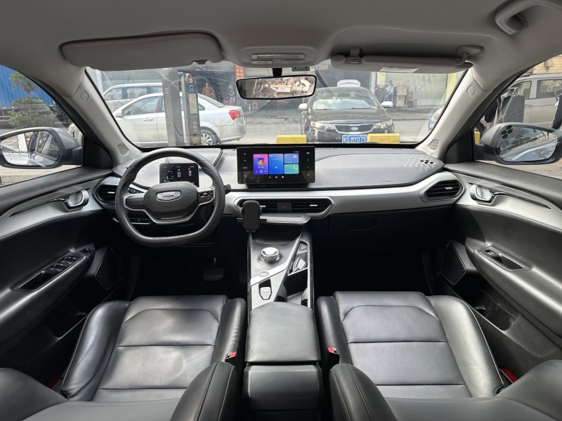 東莞23年吉利幾何4